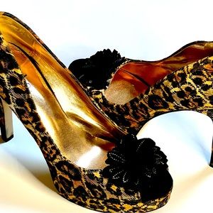 PHOTO SHOOT: Leopard Print Peep Toe Stiletto